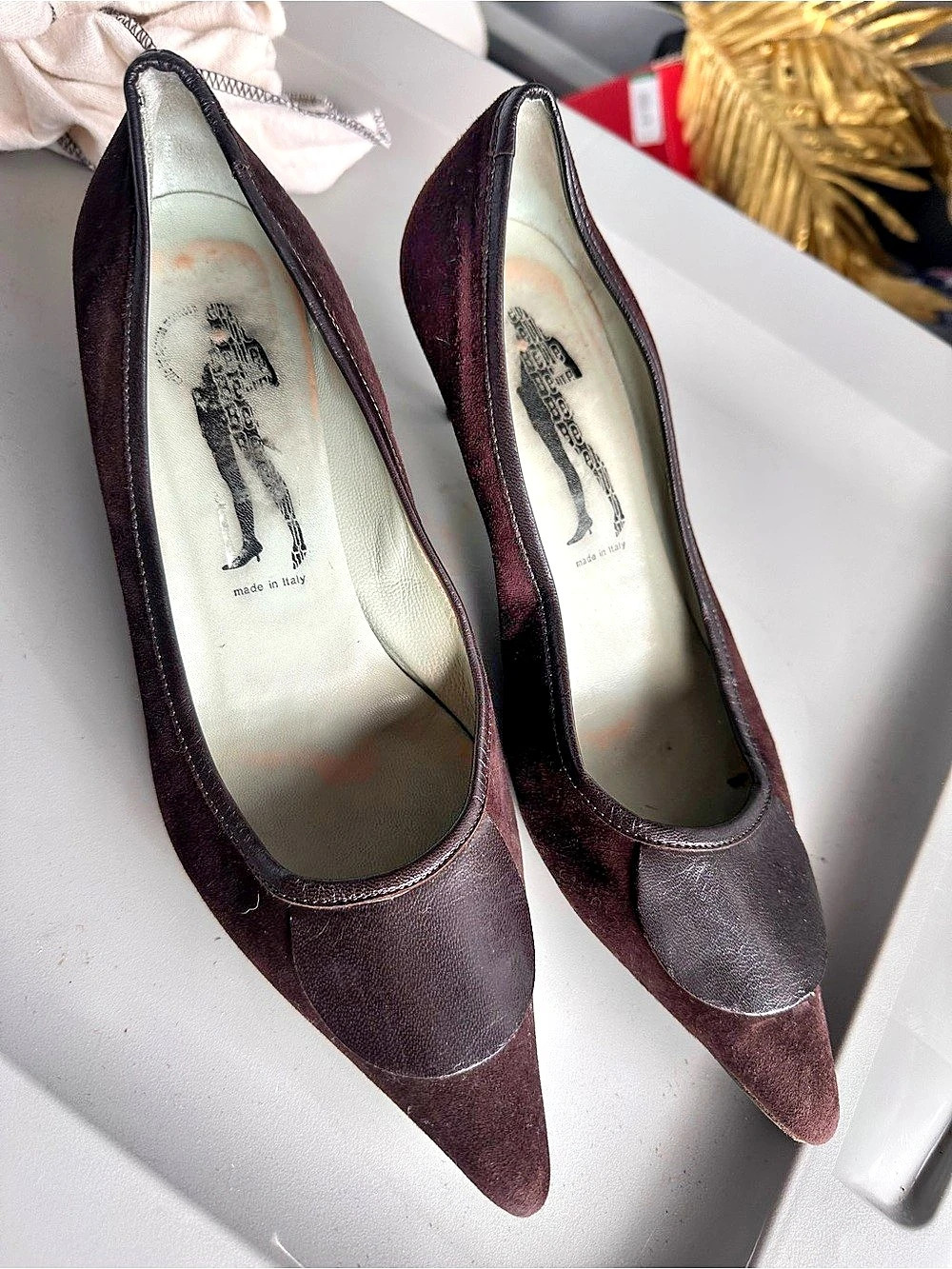 Manolo Blahnik Pointed-Toe Pumps in Brown
